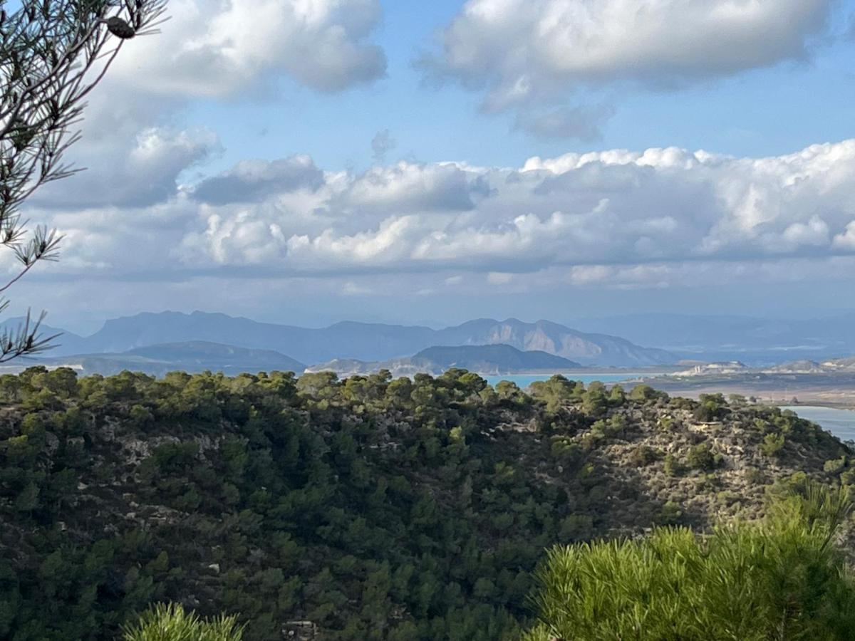 Villamartin Apartment. Excellent Location For Golfers, Cyclists And Hikers Экстерьер фото