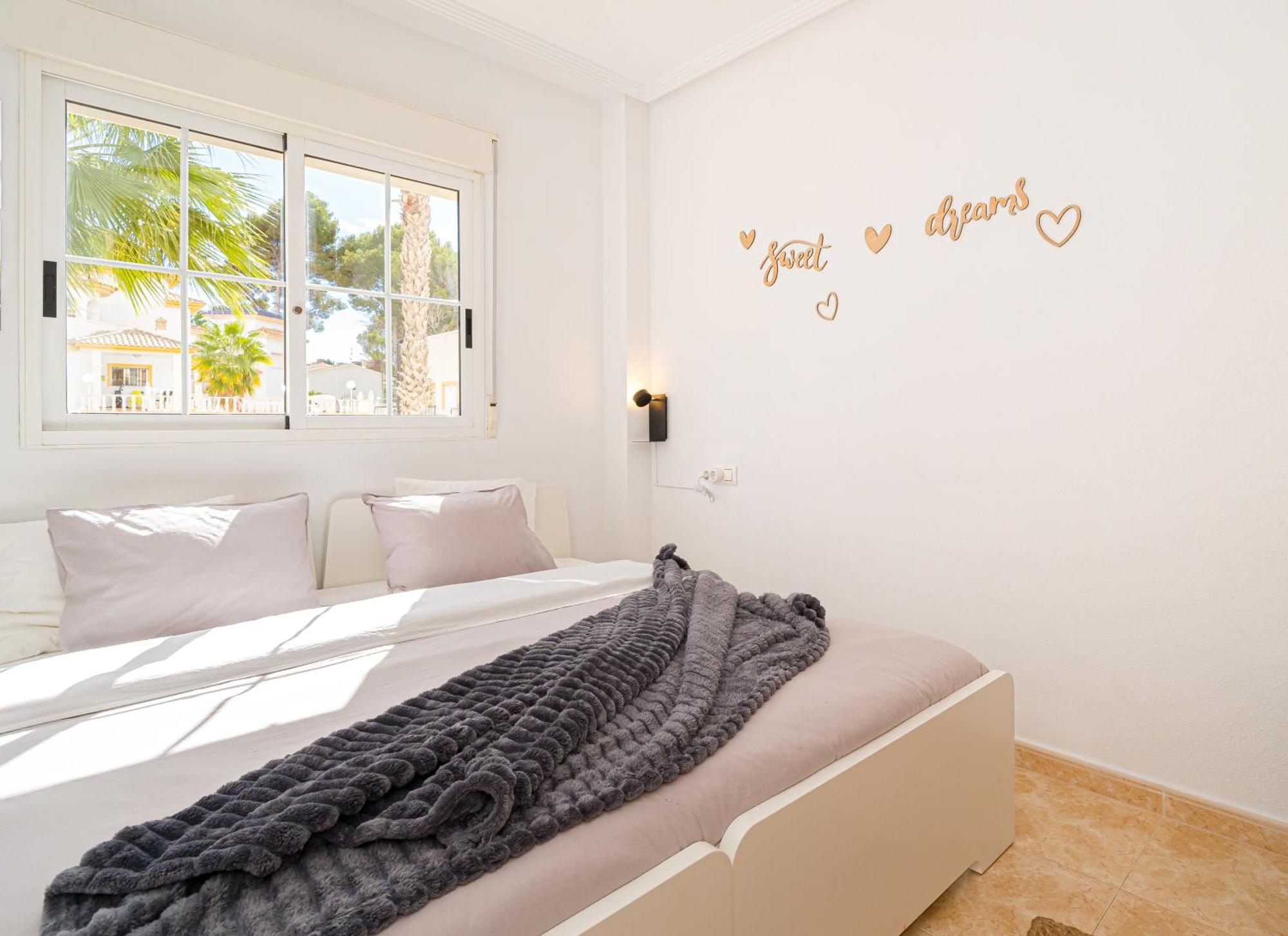 Villamartin Apartment. Excellent Location For Golfers, Cyclists And Hikers Экстерьер фото