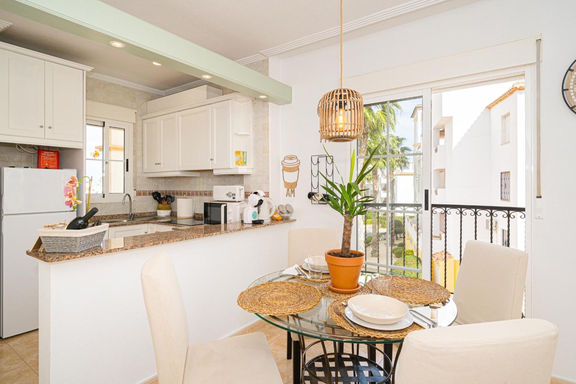 Villamartin Apartment. Excellent Location For Golfers, Cyclists And Hikers Экстерьер фото